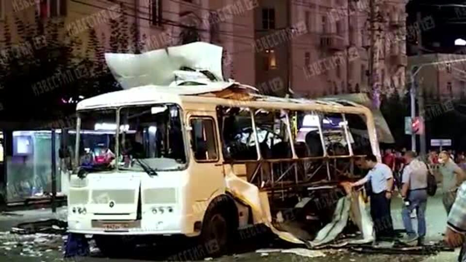 Кадры последствий взрыва в маршрутке в Воронеже