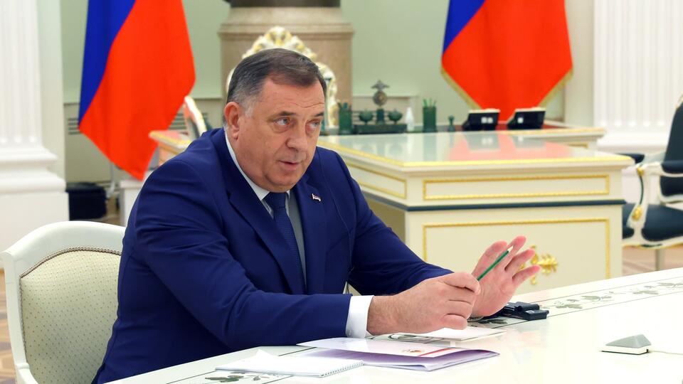 Глава Республики Сербской заявил, что для него честь вручить орден Путину