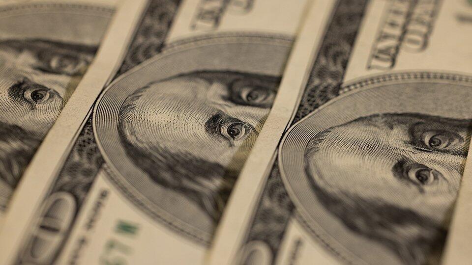 Аналитик раскрыл россиянам секрет быстрого накопления денег