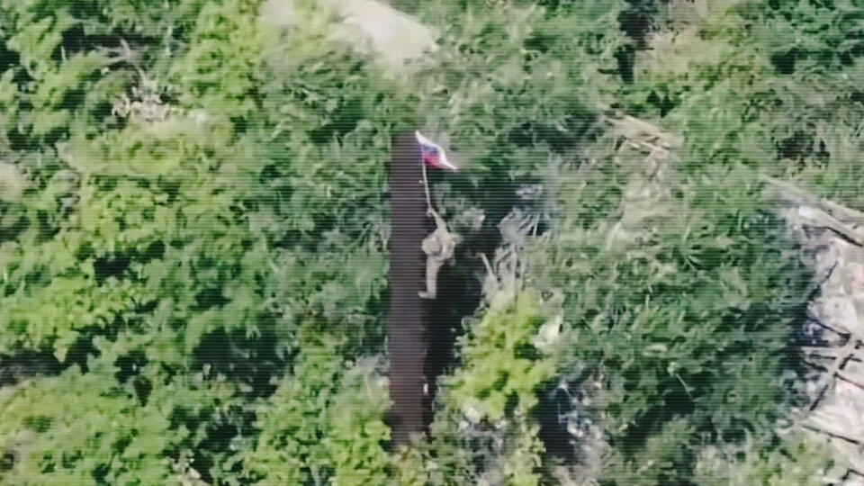 Российские военные нашли слабые точки в обороне ВСУ. Фото: © Кадр из программы "СОВБЕЗ", РЕН ТВ