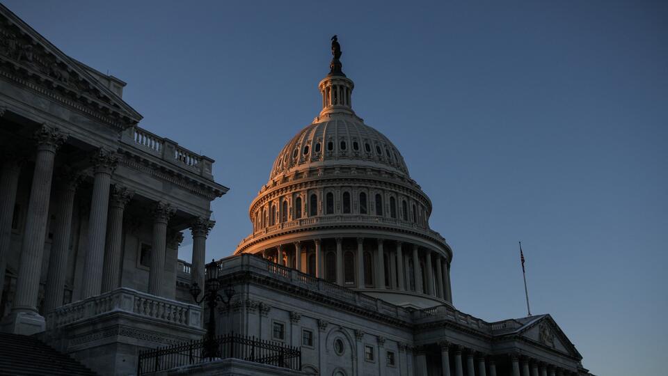 Сенат США принял резолюцию о предотвращении шатдауна