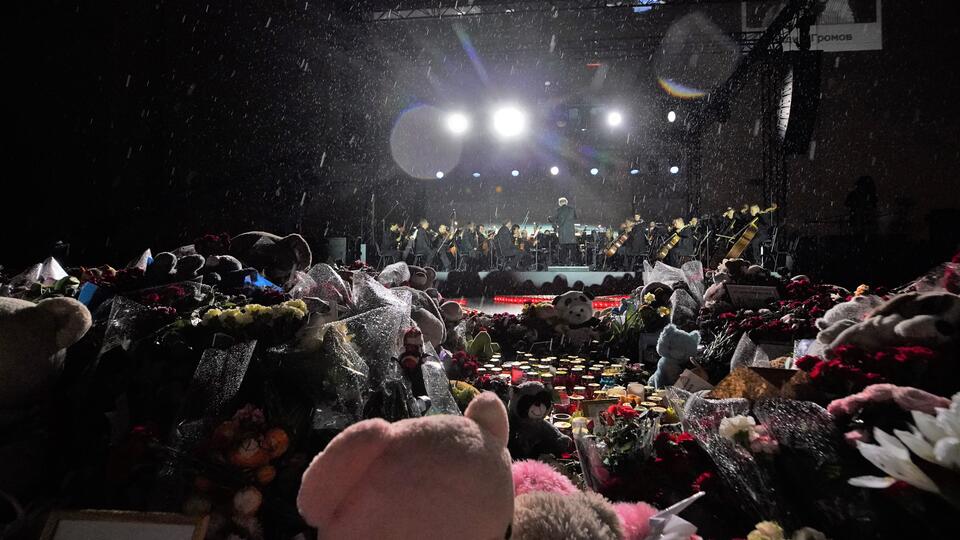Концерт-реквием в память о жертвах теракта провели у "Крокуса"