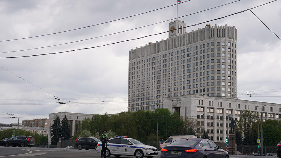 Мужчину задержали за запуск квадрокоптера над Белым домом в Москве