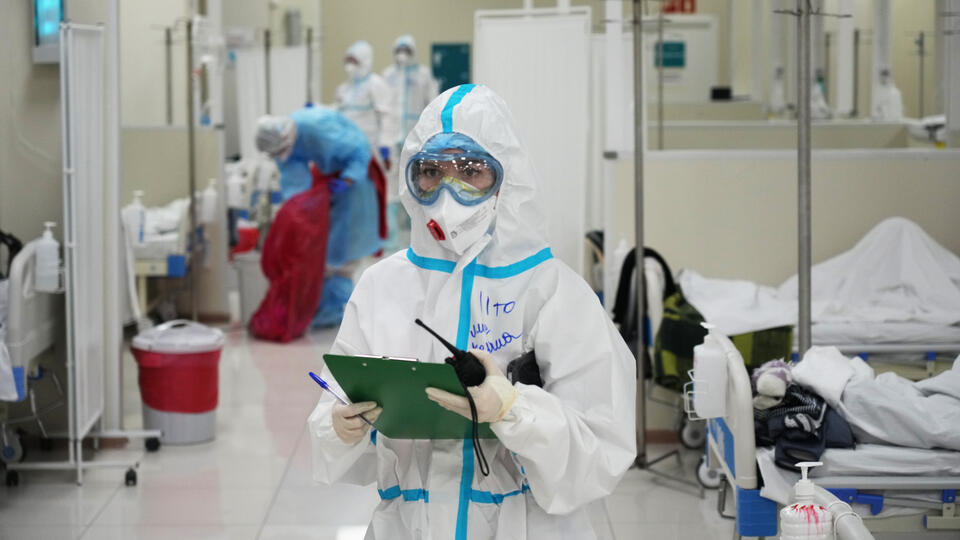 В России за сутки госпитализировали 10 843 человека с коронавирусом