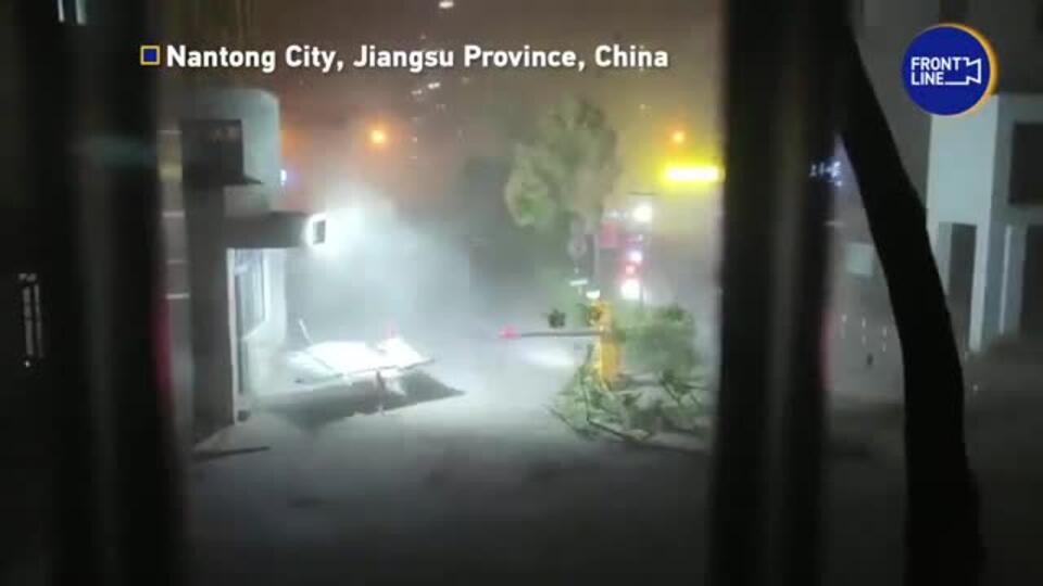 11 человек погибли из-за сильного ветра в Китае