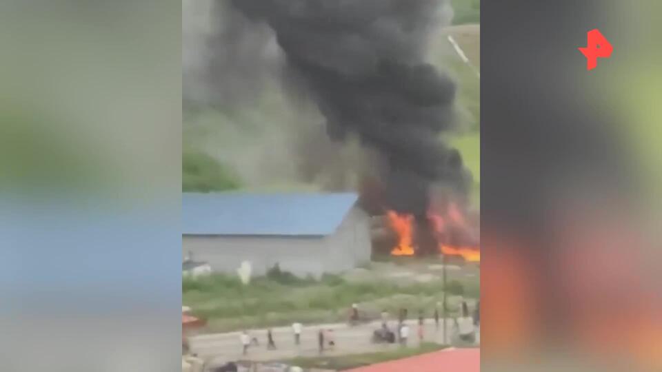 Самолет авиакомпании Saurya Airlines загорелся при взлете в Непале