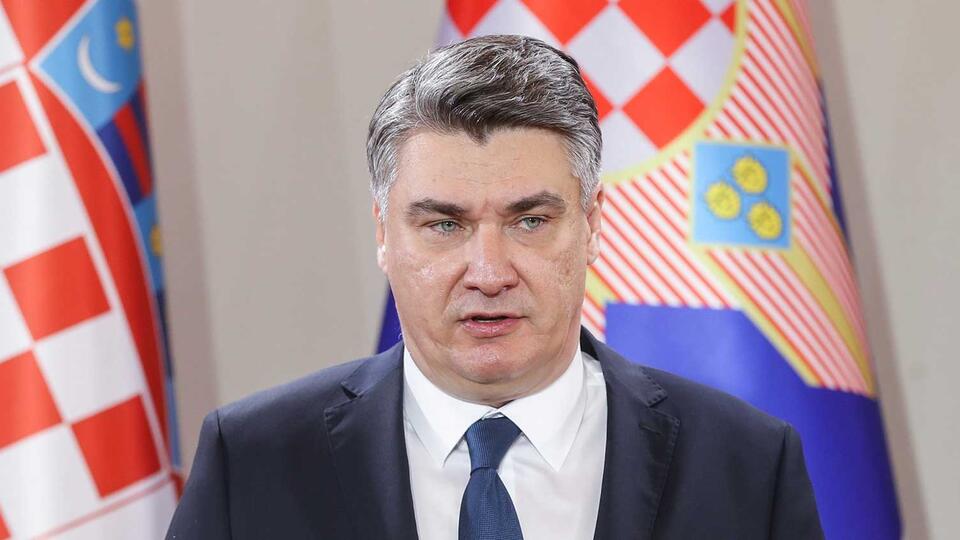 Президент Хорватии счел безумием идею о возможном провале России