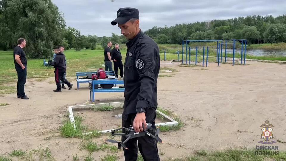 Пропавшую в парке Омска школьницу из Москвы ищут при помощи дронов