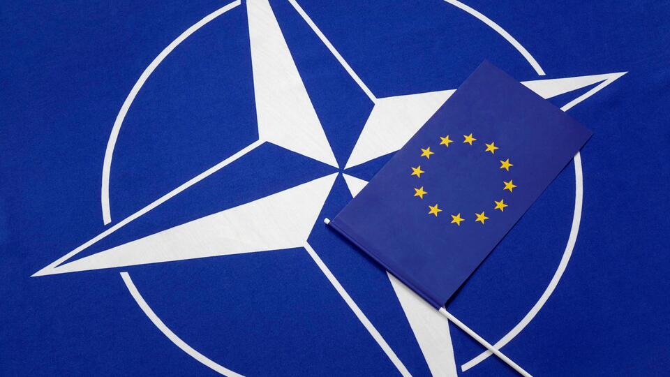 Во Франции призвали ликвидировать НАТО и ЕС из-за угрозы 