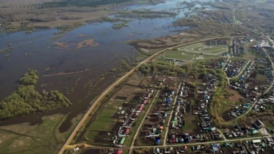 Уровень воды в реке Тобол в селе Упорово под Тюменью будет расти до 1 мая