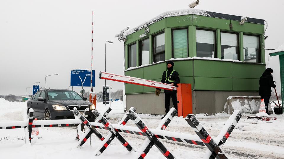 Глава Минсельхоза Финляндии: граница с РФ останется закрытой на месяц