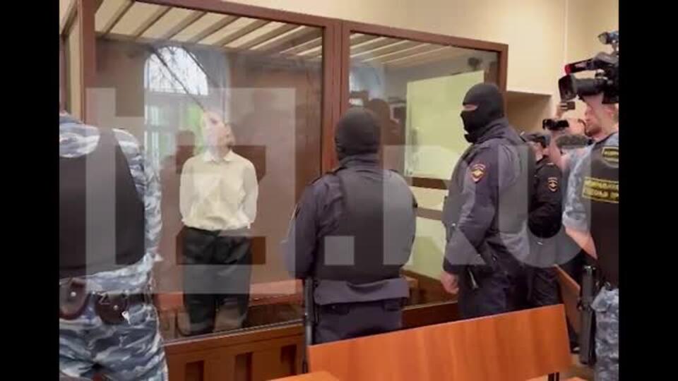 Суд продлил арест Треповой