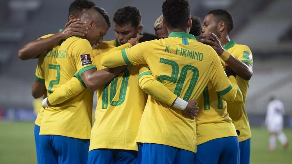 Бразилия победила Венесуэлу в матче открытия Кубка Америки по футболу