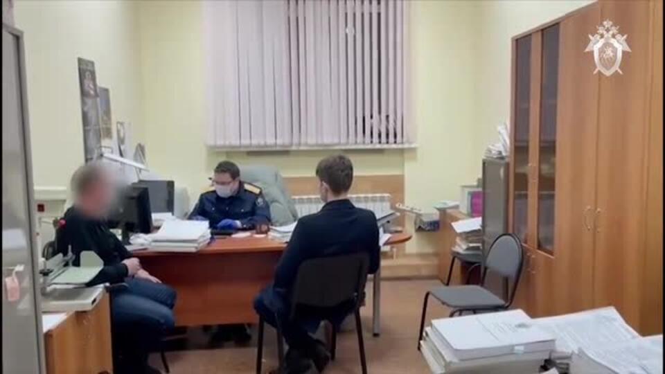 Кадры допроса мужчины, который похитил 3-летнюю девочку в Иванове