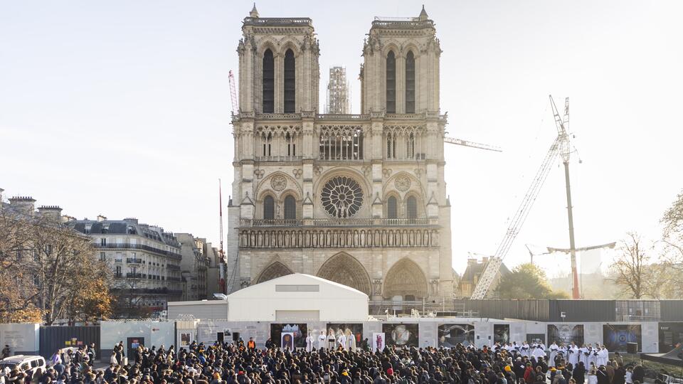 Макрон объявил об открытии Notre Dame 8 декабря 2024 года