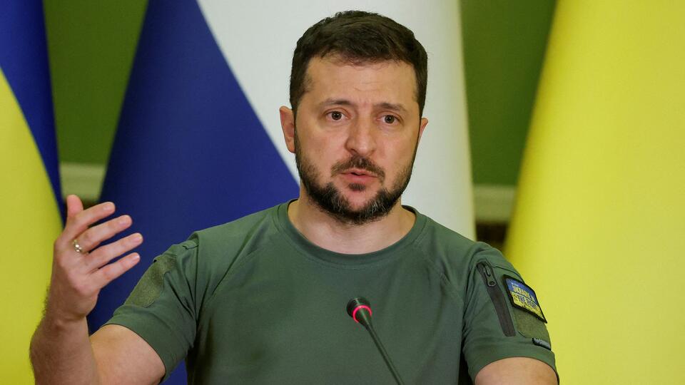 Зеленский заявил, что Киев готов пропустить миссию МАГАТЭ на ЗАЭС