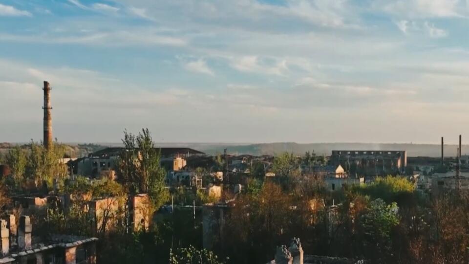 В чем секрет тактики "тройного удушающего захвата". Фото: © Кадр из программы "Совбез", РЕН ТВ