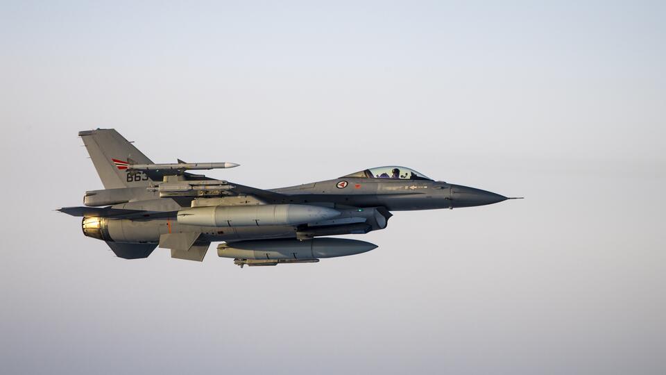 Киев считает, что для выхода к границам 1991 года ему нужно 48 самолетов F-16