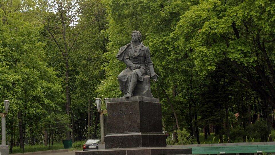 Кличко поддержал снос памятника Пушкину в Киеве