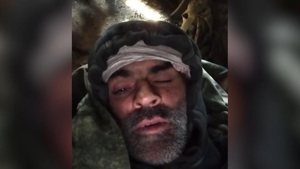 Казбек месяц выживал под подбитым танком. Фото: © Кадр из программы "Итоговая программа с Петром Марченко", РЕН ТВ