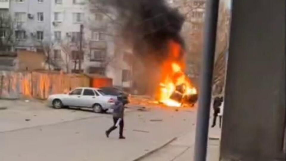 При взрыве в Мелитополе пострадали два человека
