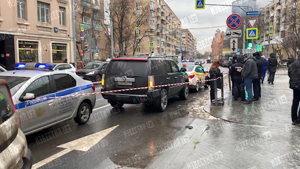 В москве открыл стрельбу. Перестрелка в центре Москвы. Стрельба в Москве 2021.