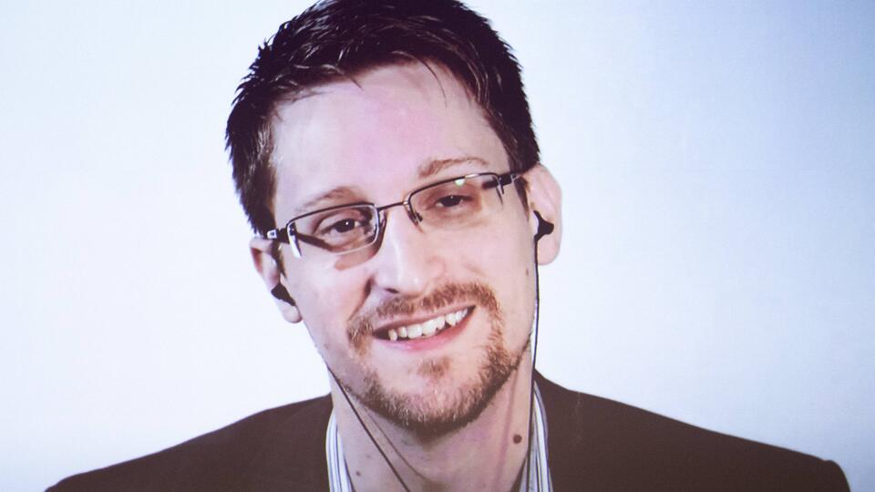 Сноуден заявил о росте мирового недовольства злоупотреблениями властей