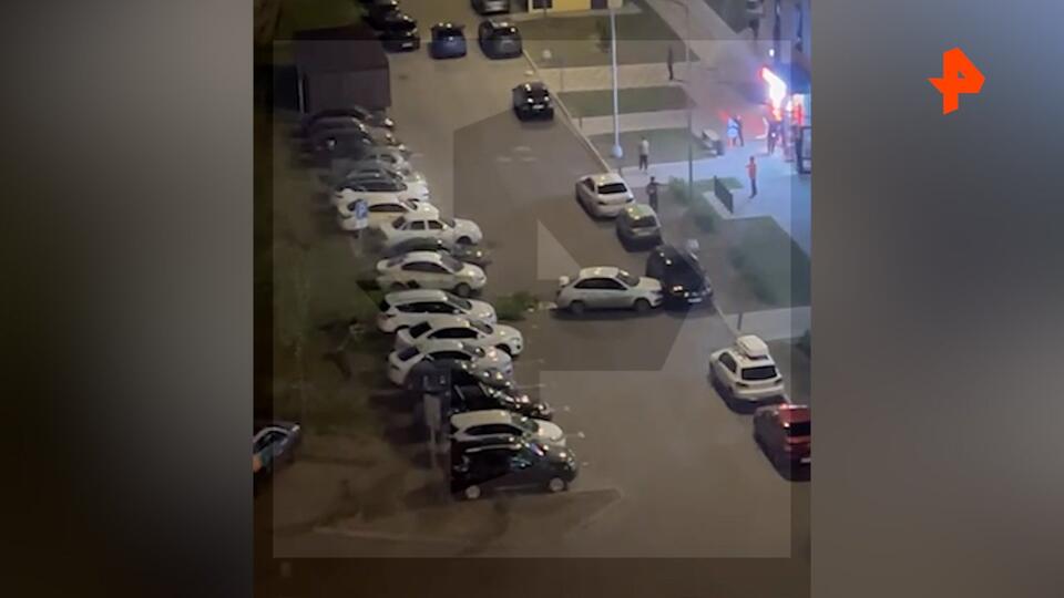 Водитель протаранил шесть автомобилей на парковке в Москве