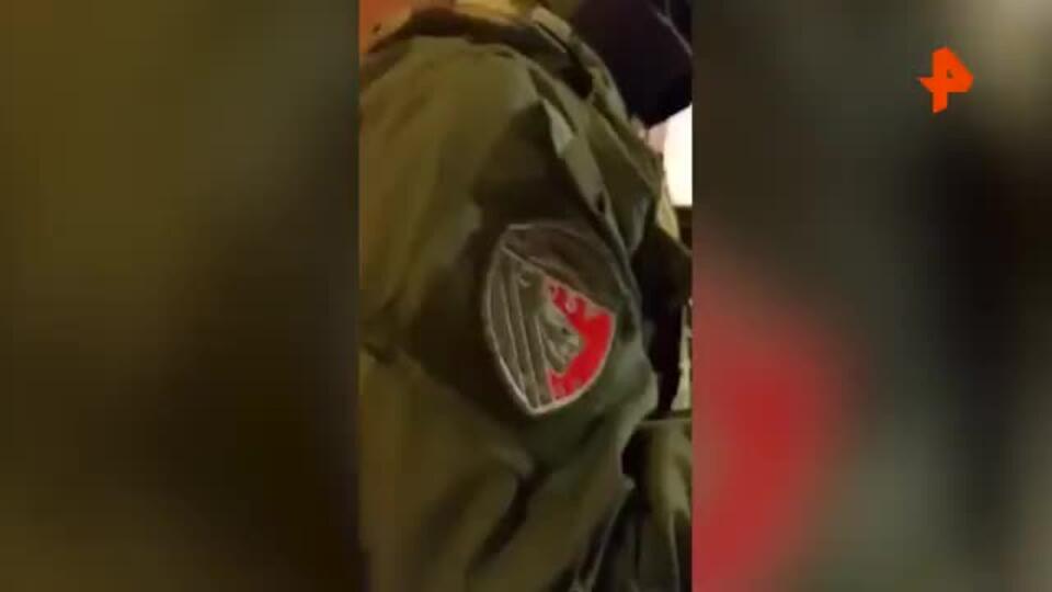 Кадры штурма квартиры стрелявшего по полицейским в Петербурге