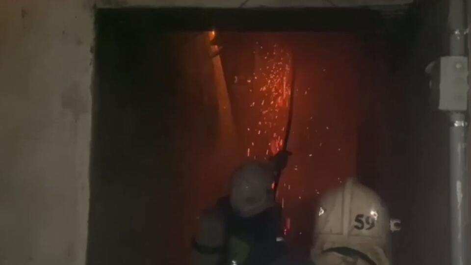 Открытое горение ликвидировали в многоэтажке в Анапе