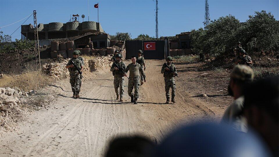 Двое турецких военных погибли при нападении в Сирии