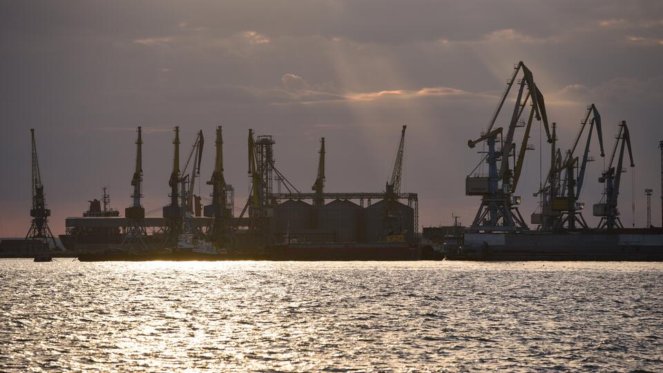 В порту Бердянска снова найдены взрывоопасные предметы