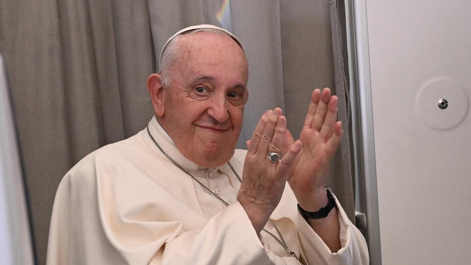 Папа Римский заявил о готовности встретиться с Путиным и Зеленским