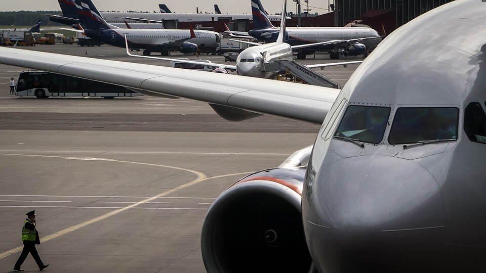 Пассажирка устроила дебош в самолете Пермь - Москва