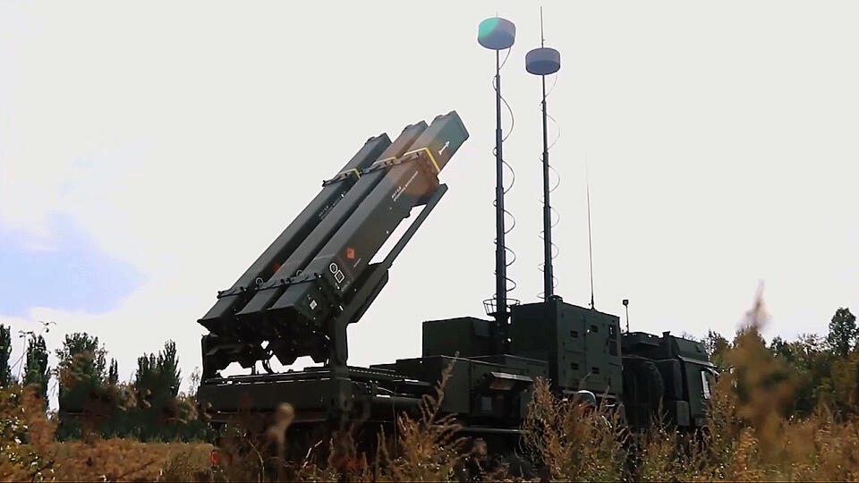 Почему Украина не в состоянии защитить себя. Фото: © Кадр из программы "СОВБЕЗ", РЕН ТВ