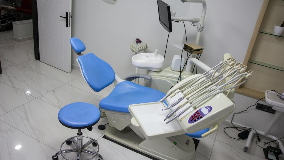 Причиной смерти 3-летней девочки у стоматолога могла стать большая доза наркоза