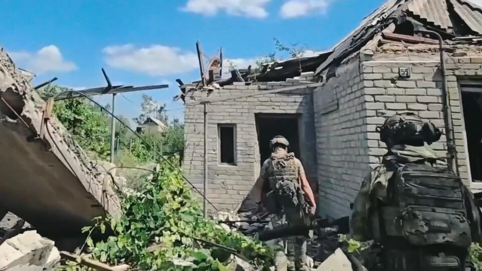 Штурм Красноармейска повторяет сценарий наступления на Селидово. Фото: © Кадр из программы "СОВБЕЗ", РЕН ТВ