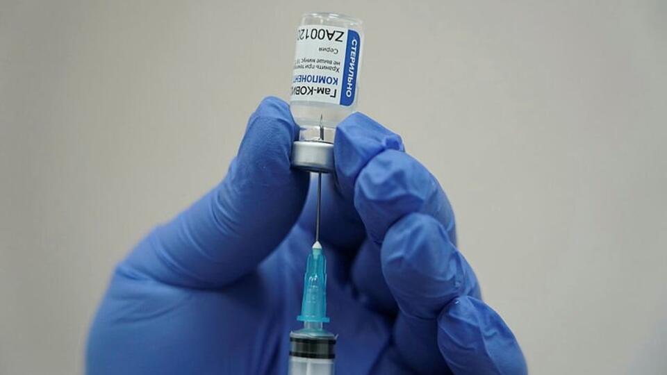 Удар по COVID: более 1 млн доз вакцины поступит в регионы к январю