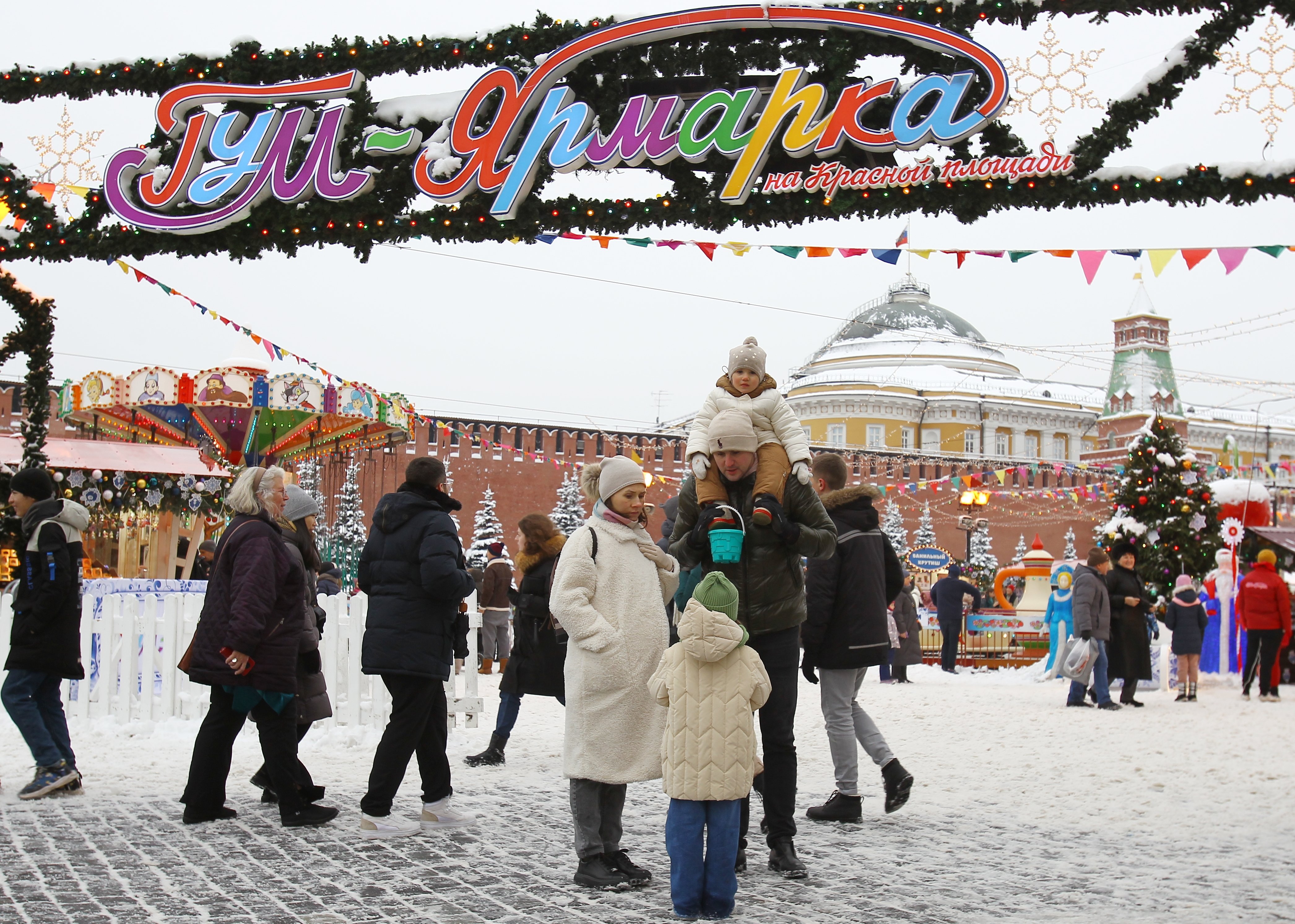 Новогодние и рождественские ярмарки в Москве: когда открываются —  11.12.2023 — Статьи на РЕН ТВ