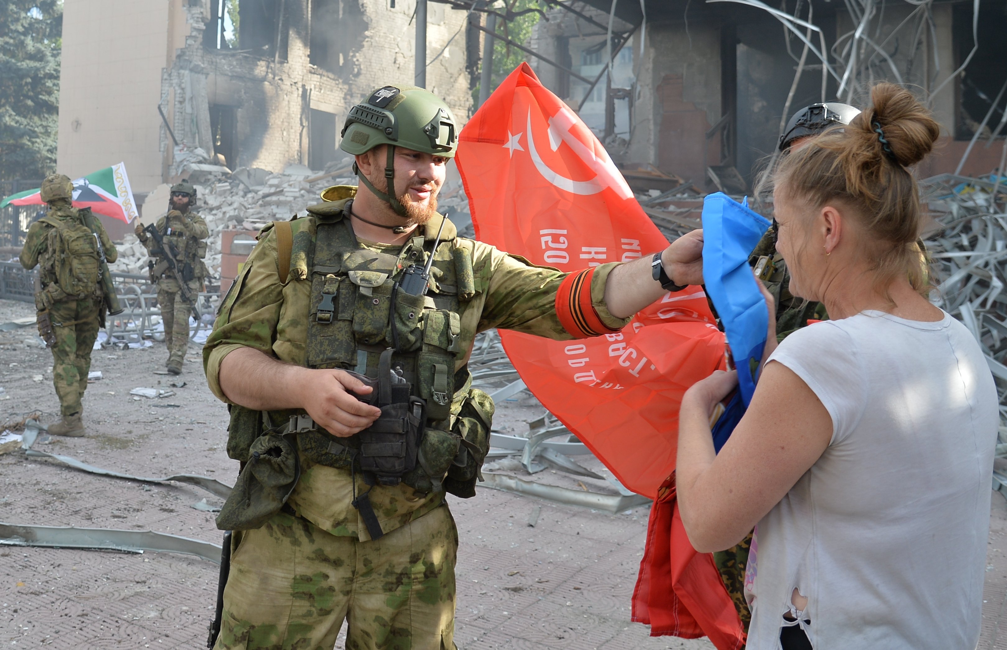 Как военные штурмуют города-крепости и ведут уличные бои — 04.07.2022 —  Статьи на РЕН ТВ